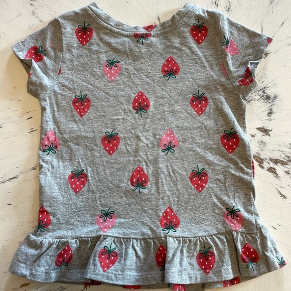 Cat & Jack 2T Strawberry Shirt and Gingham Shorts - Picture 4 of 7